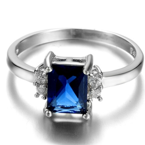 Emerald Cut Blue Sapphire Ring - Picture 3 of 4